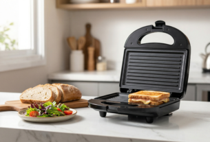 Sanduicheira Elétrica Cadence Click